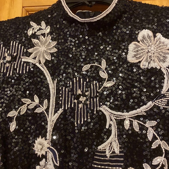 Escada 💯Silk Stunning All Sequin Full Silk Lined Camisole - Picture 2 of 16